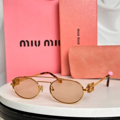 Miu Miu trendy fashion sunglasses - Image 4