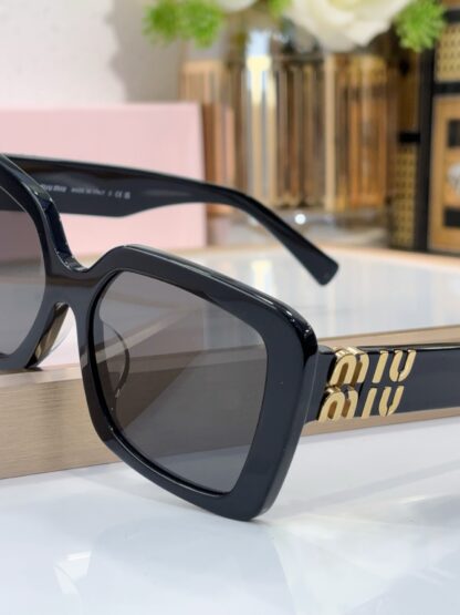 Miu Miu trendy fashion sunglasses - Image 5