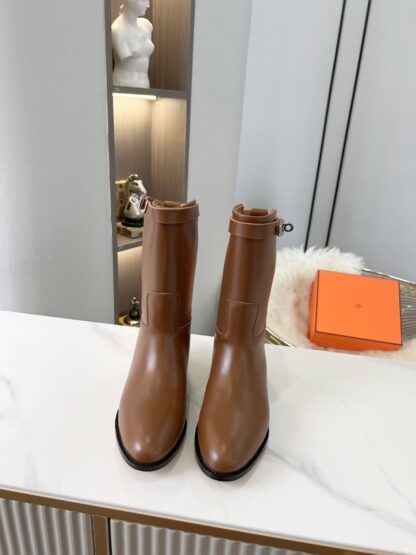 Hermès Classic Brown Silver Buckle Knight Boots - Image 3