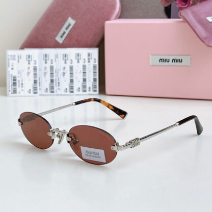 Miu Miu trendy fashion sunglasses - Image 5