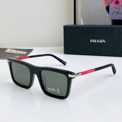 Prada fashion trend sunglasses - Image 4