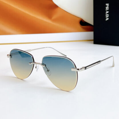 Prada fashion trend sunglasses - Image 4