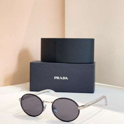 Prada fashion trend sunglasses - Image 4