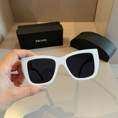 Prada fashion trend sunglasses - Image 4