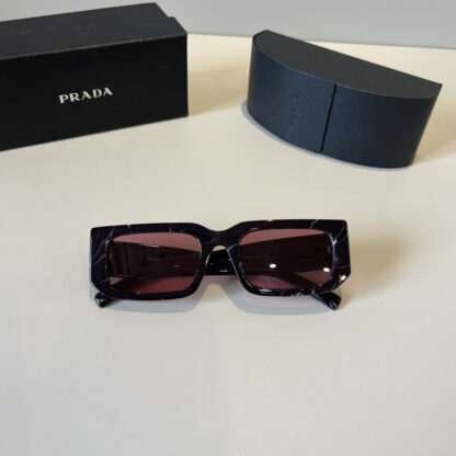 Prada fashion trend sunglasses - Image 4