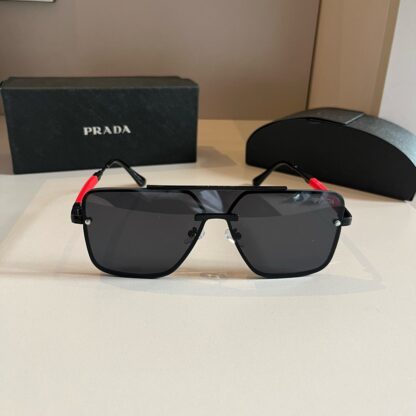 Prada fashion trend sunglasses - Image 4
