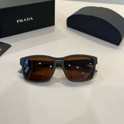 Prada fashion trend sunglasses - Image 4