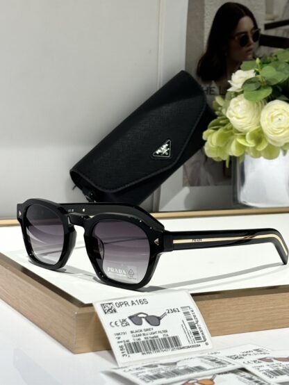 Prada fashion trend sunglasses - Image 4
