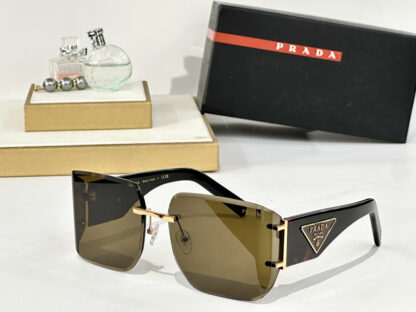 Prada fashion trend sunglasses - Image 4