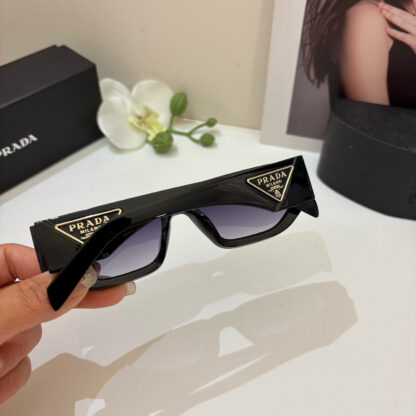 Prada fashion trend sunglasses - Image 4