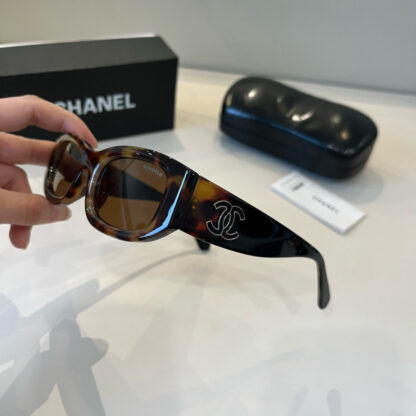 Chanel Fashion Sunglasses - Image 5