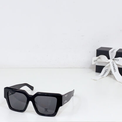 Chanel Fashion Sunglasses - Image 5