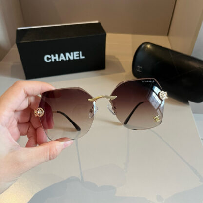 Chanel Fashion Sunglasses - Image 5