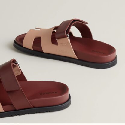 Hermès red brown couple woven sandals - Image 4