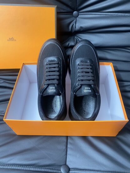 Hermes men's comfortable soft pure black casual sports shoes - Image 4
