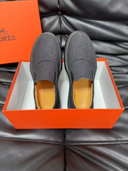 Hermès dark grey leather luxury loafers - Image 4
