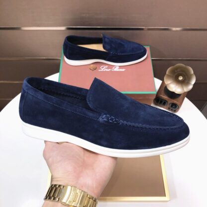 Hermès couple's dark blue high-end classic loafers - Image 4