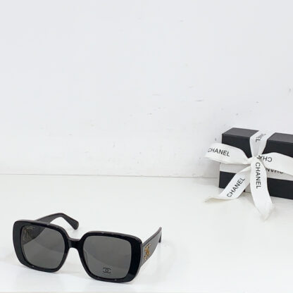 Chanel Fashion Sunglasses - Image 5