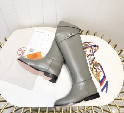 Hermès Grey Classic Kelly Buckle Biker Boots - Image 4