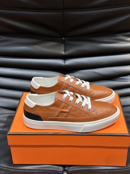 Hermès Men's Dark Brown Comfort Low-Top Casual Sneakers - Image 4