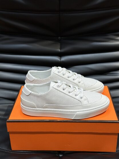 Hermès men's off-white breathable low-top casual sports shoes - Image 4
