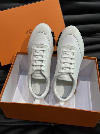 Hermès white versatile casual sneakers - Image 4