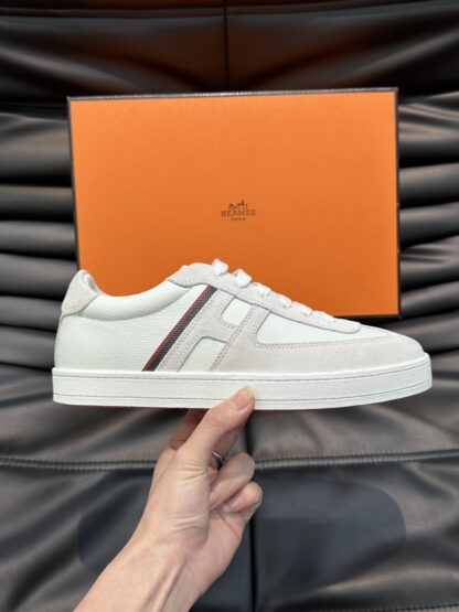 Hermès men's lightweight low-top white and gray casual sneakers - Image 4