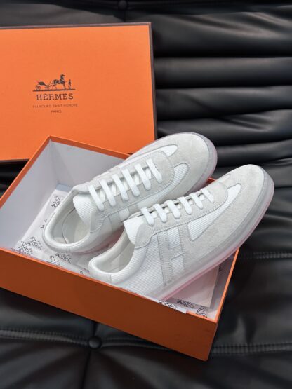 Hermès men's soft and lightweight white and gray low-top casual sneakers - Image 4