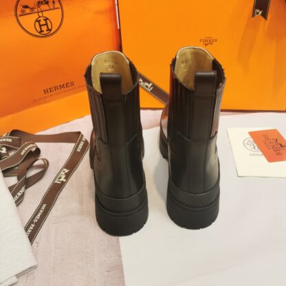 Hermes autumn and winter black leather ankle boots heel height 4cm - Image 3