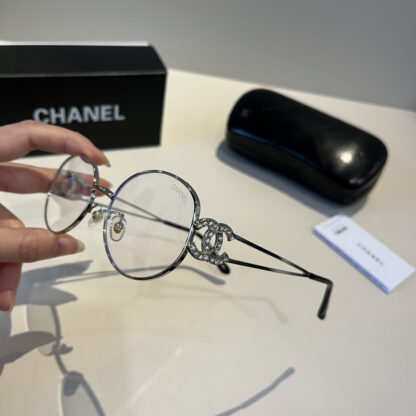 Chanel Fashion Sunglasses - Image 5