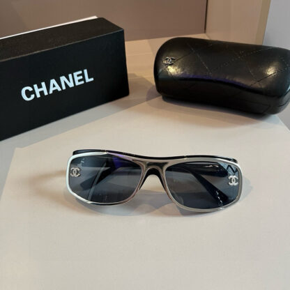 Chanel Fashion Sunglasses - Image 5