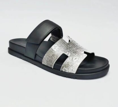 Hermès classic black and silver couple woven slippers - Image 4
