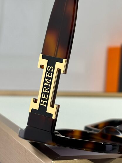 Hermès Fashion Classic Sunglasses - Image 4