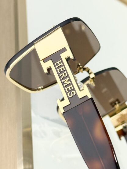Hermès Fashion Sunglasses - Image 4