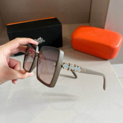 Hermes Fashion Sunglasses - Image 4