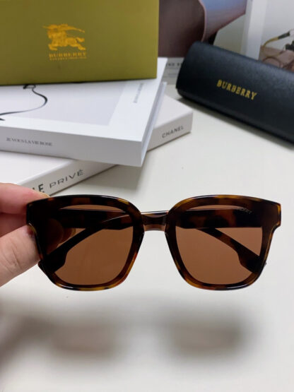 BURBERRY Fashion Temperament Sunglasses - Image 5
