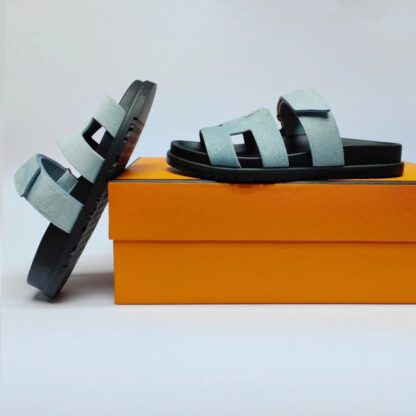 Hermès classic blue-grey couple woven slippers - Image 4