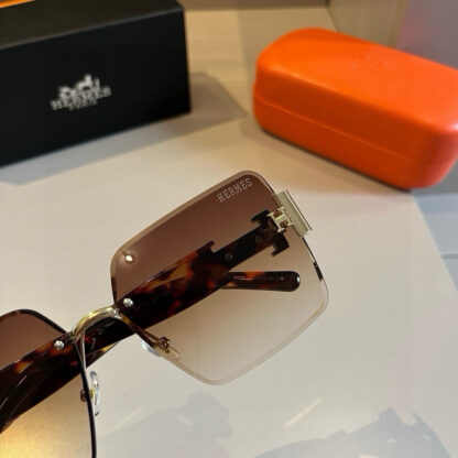 Hermès Fashion Sunglasses - Image 4