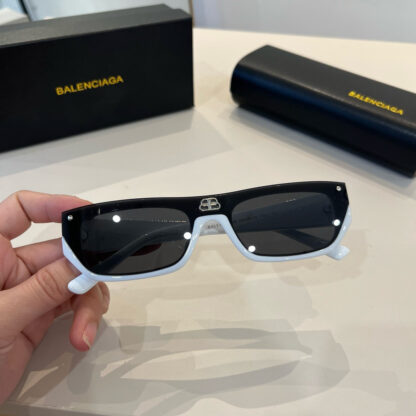 Balenciaga fashion sunglasses - Image 5