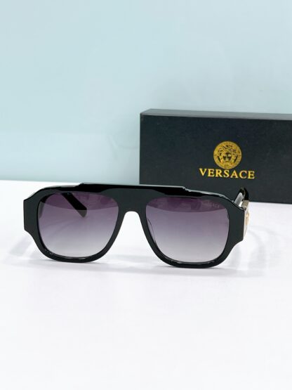 Versace fashion trend sunglasses - Image 4