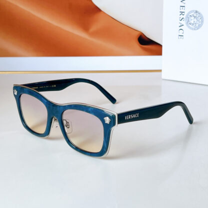 Versace fashion trend sunglasses - Image 4