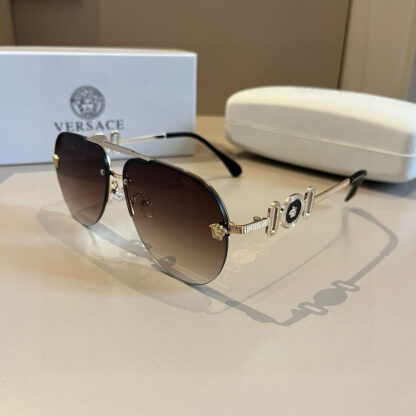 Versace fashion trend sunglasses - Image 4