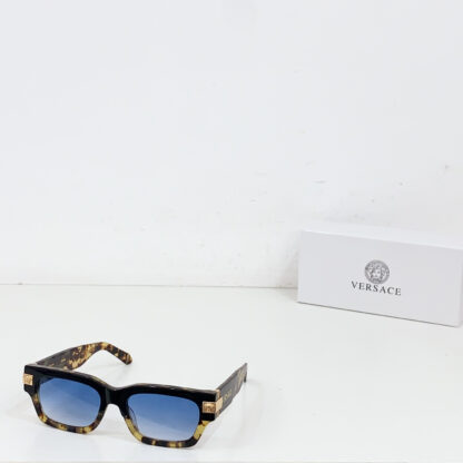 Versace fashion trend sunglasses - Image 4