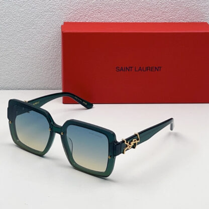 Yves Saint Laurent fashion sunglasses - Image 4