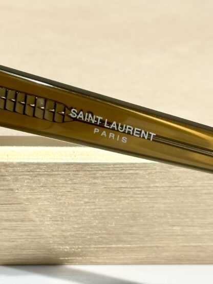 Yves Saint Laurent fashion sunglasses - Image 4