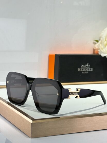Hermes Fashion Sunglasses - Image 4