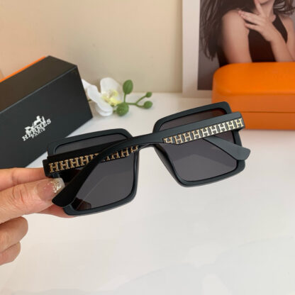 Hermès Fashion Sunglasses - Image 4