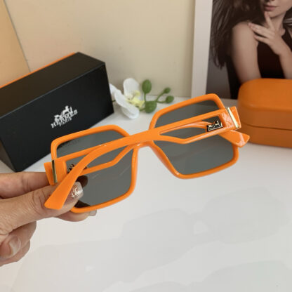 Hermes Fashion Sunglasses - Image 4