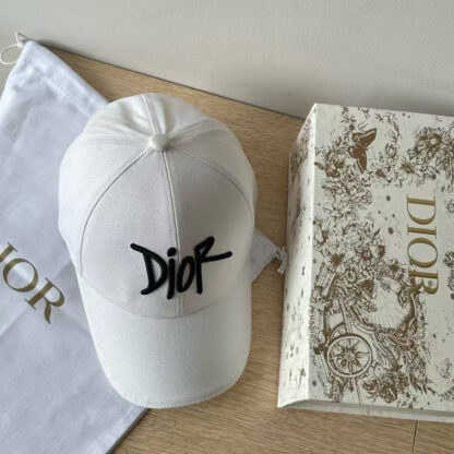 Dior simple white baseball cap - Image 5