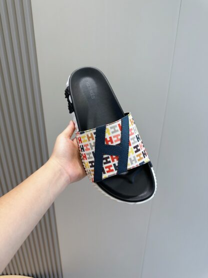 Hermès men's ultra-light and comfortable yellow and red color matching slippers - Image 4